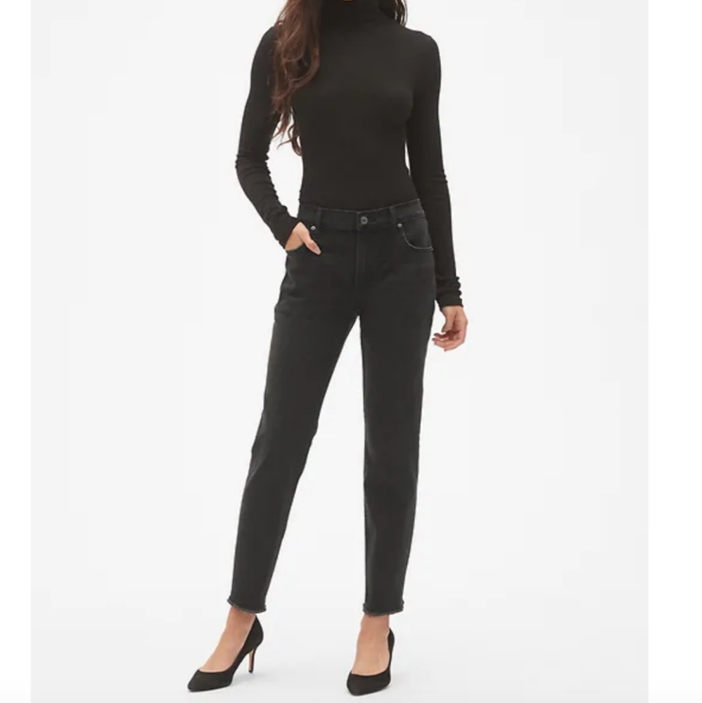 GAP Mid Rise Best Girlfriend Jeans with Raw Hem